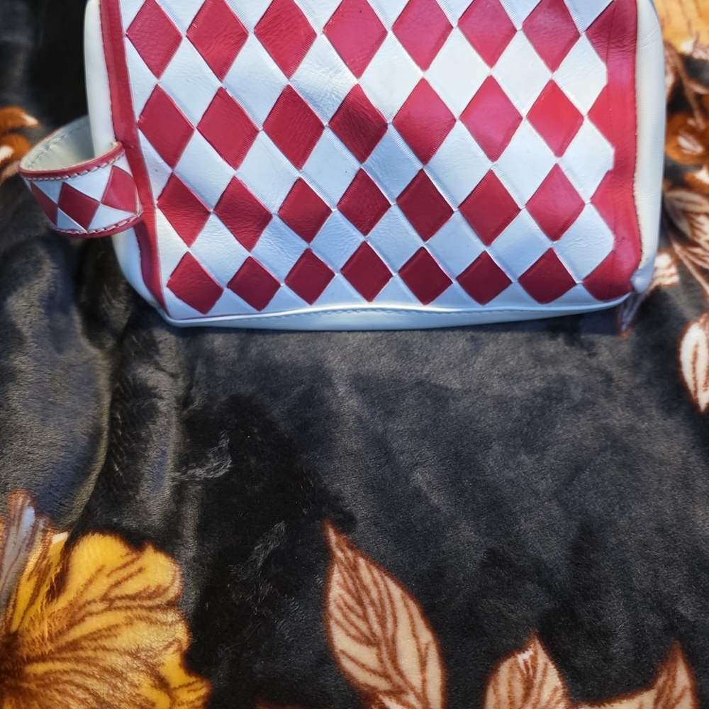 Pink and White Diamond Pattern Women's Makeup Bag Leather